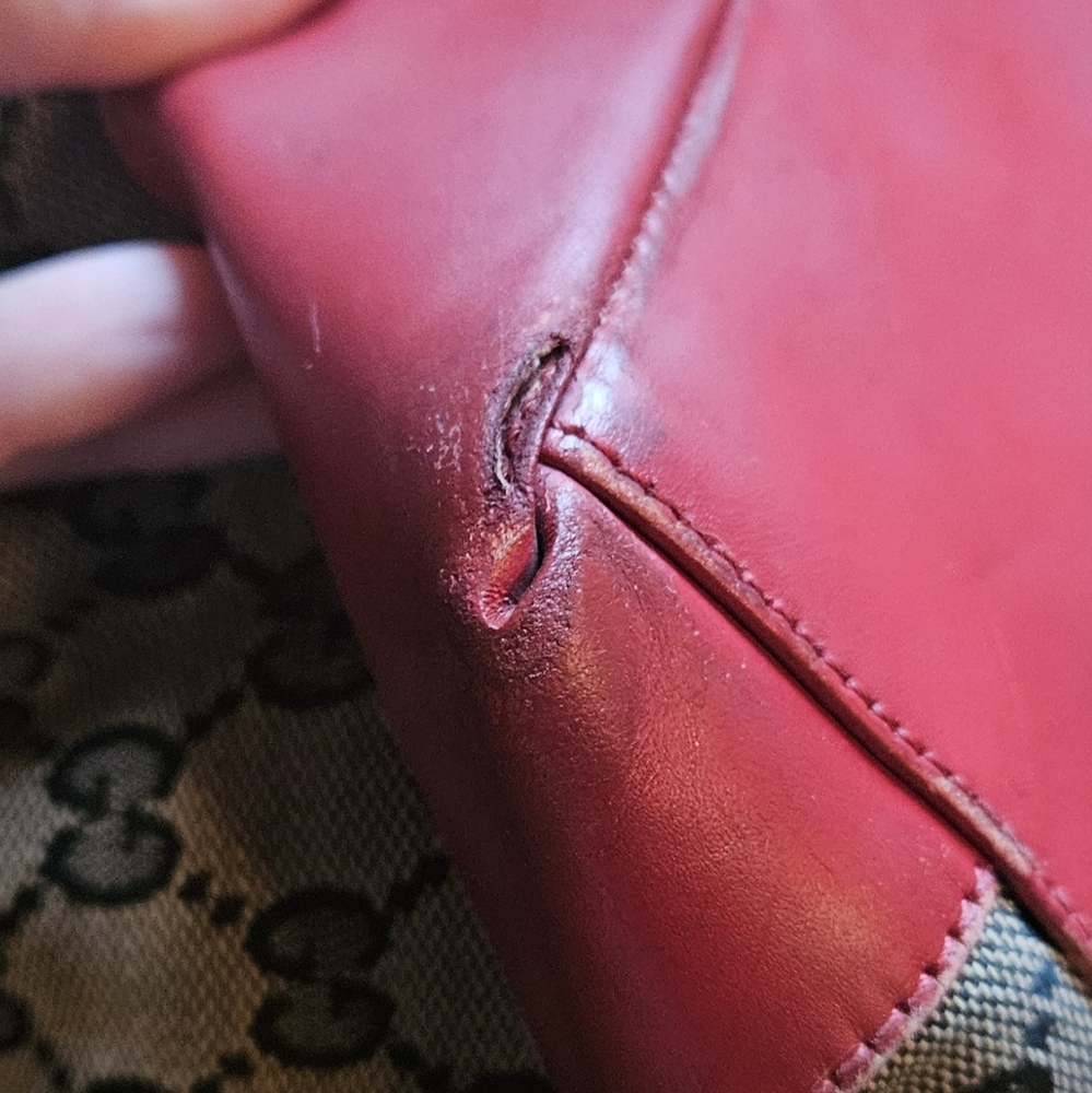 Gucci Vintage Navy Blue Monogram With Red Leather Trim With Dustbag - Picture 9 of 16